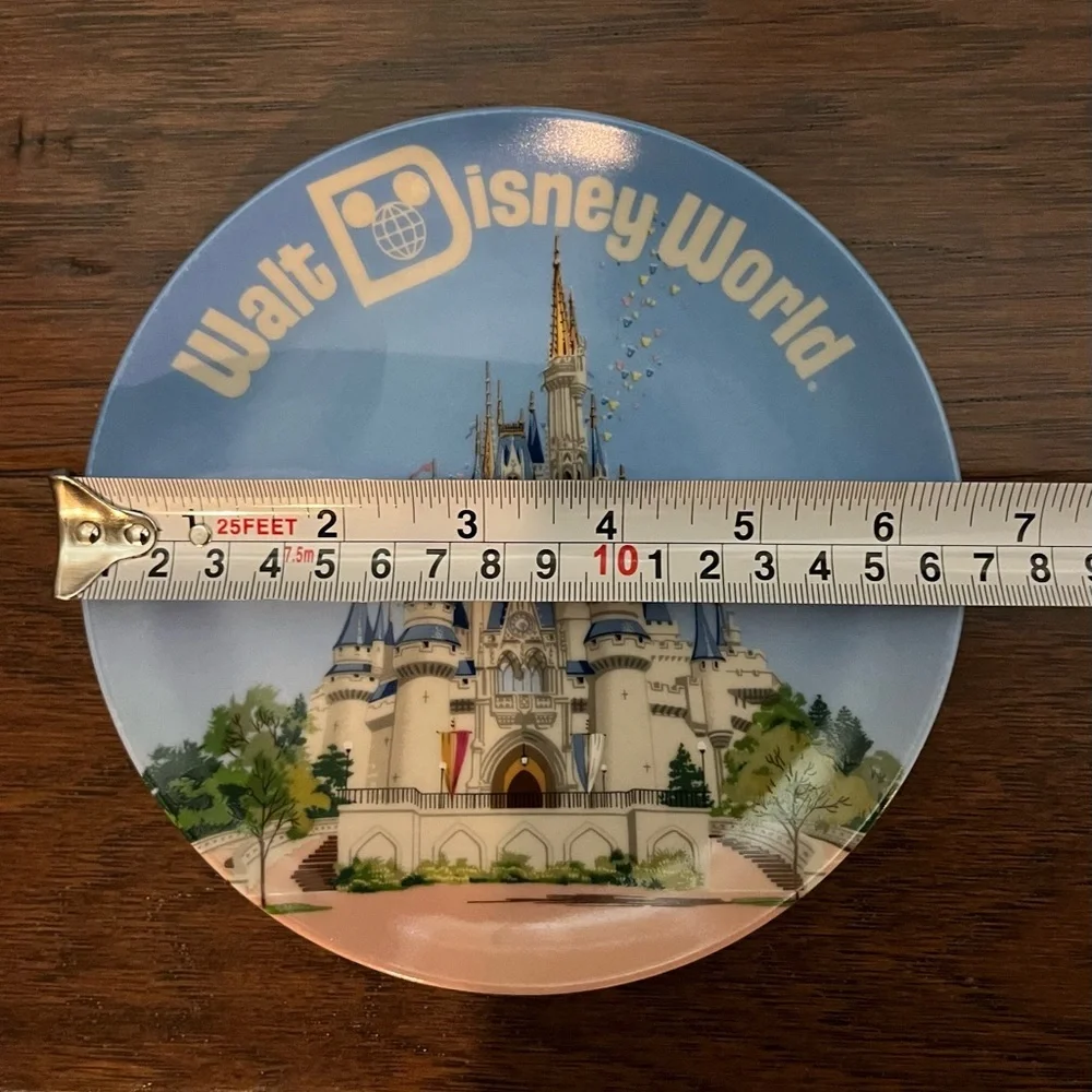 VINTAGE Disney World Collector’s Plate Cinderella’s Castle 6.5” Round Japan